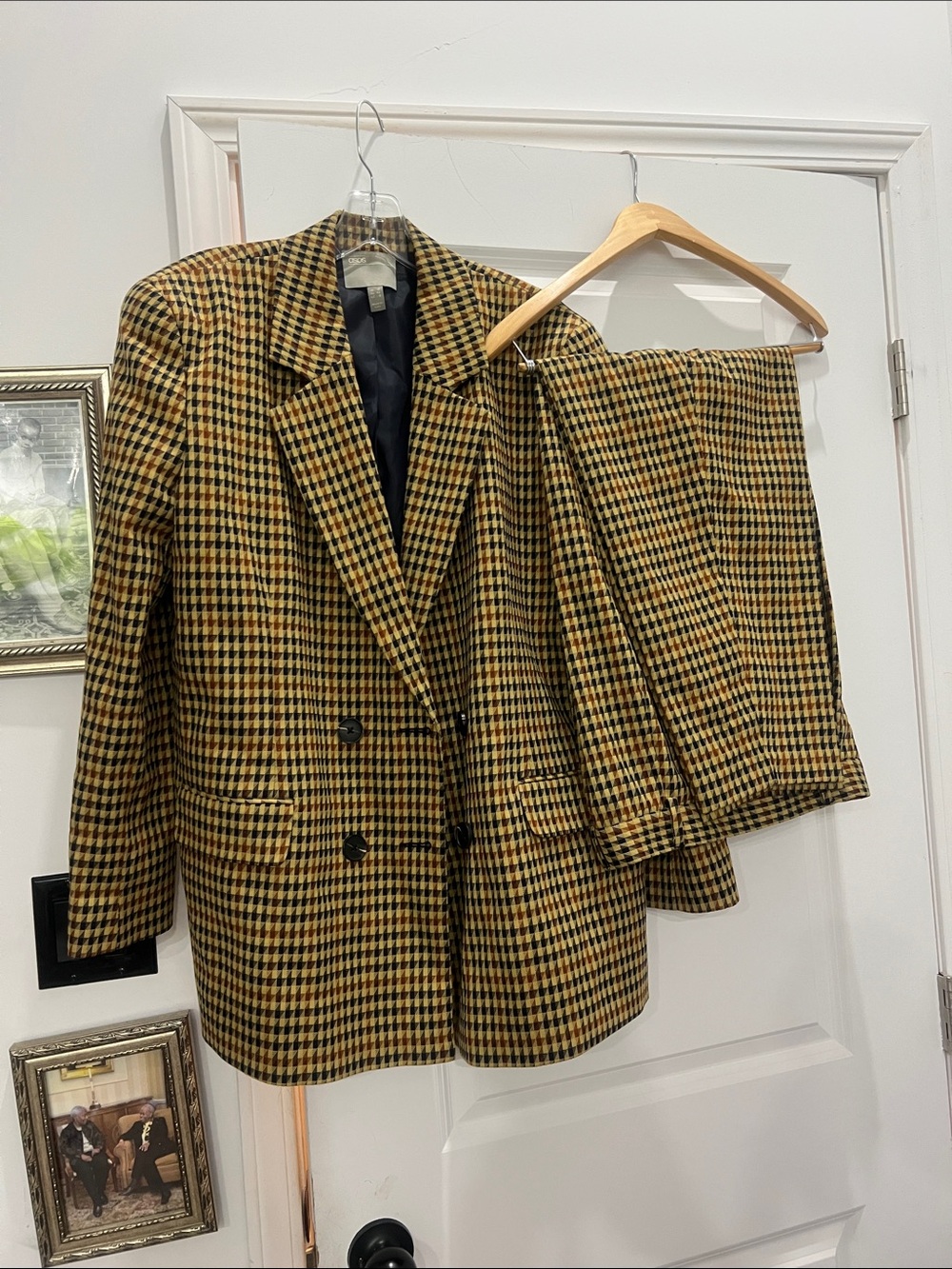Women’s Double-Breasted Houndstooth Blazer and Trousers - Yellow/Black